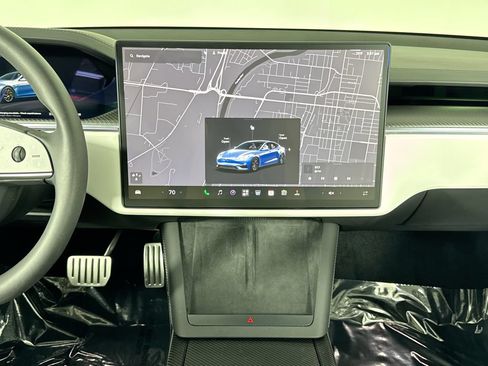 Used 2026 Tesla Model S Plaid AWD/4WD image 15