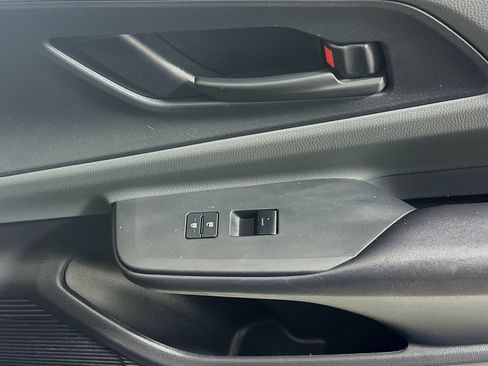 Used 2024 Toyota Prius LE FWD image 29