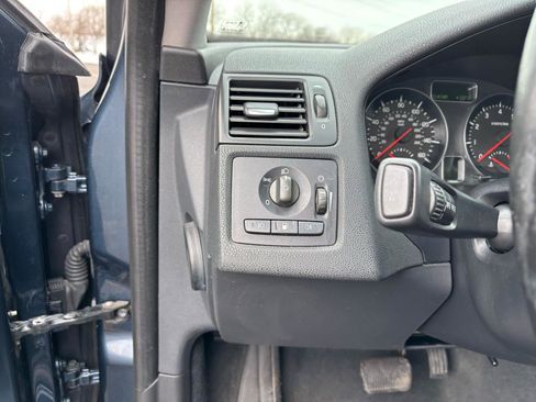 Used 2011 Volvo S40 T5 w/ Preferred Pkg image 13