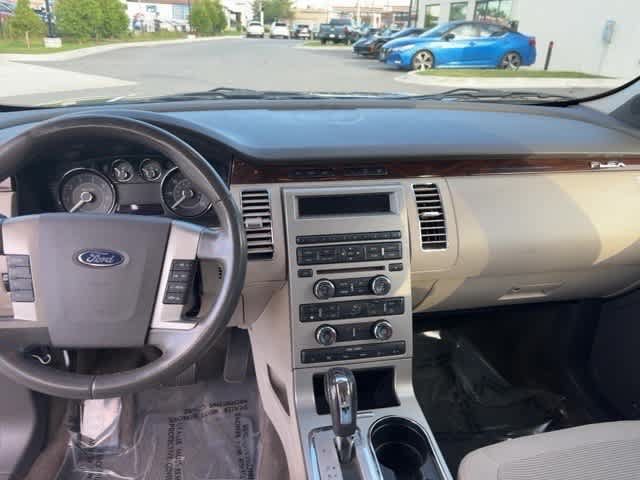 Used 2011 Ford Flex SEL w/ Rapid Spec Order Code FWD image 17