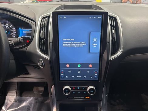 Used 2023 Ford Edge Titanium AWD/4WD image 18