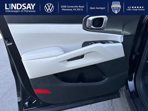 Used 2022 Kia Sorento EX image 8