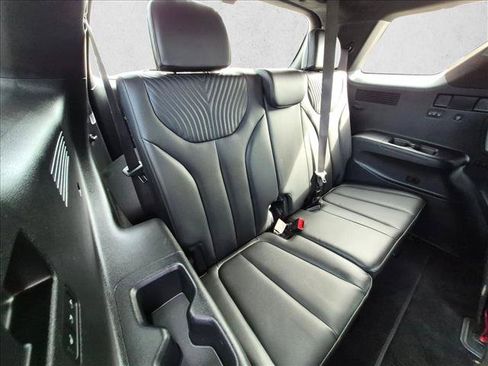 Used 2023 Hyundai Palisade Calligraphy w/ Winter Package FWD image 18
