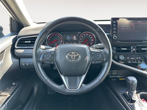 Used 2023 Toyota Camry XSE image 12