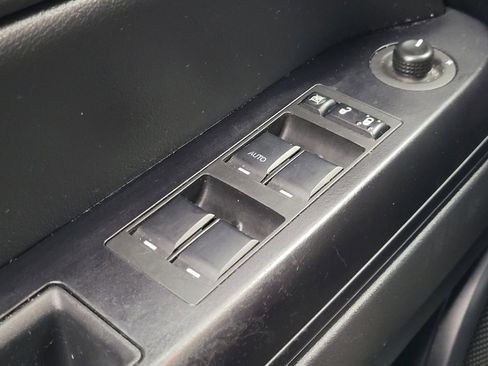 Used 2016 Jeep Compass Sport w/ Power Value Group FWD image 27