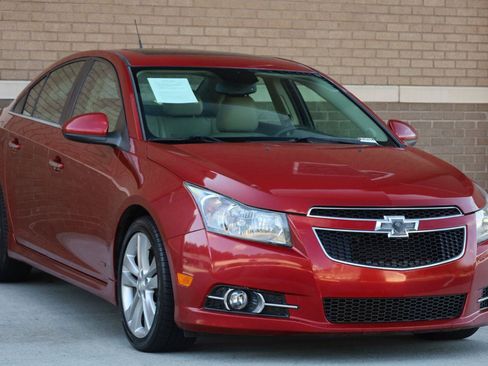Used 2014 Chevrolet Cruze LTZ w/ Sun, Sound and Sport Package FWD image 6