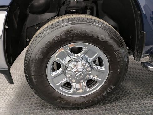 Used 2024 RAM 2500 Big Horn w/ Bed Utility Group image 8