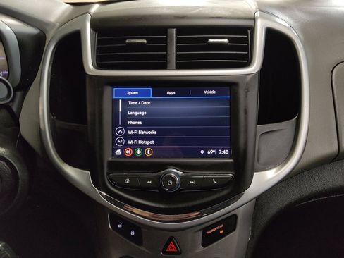 Used 2018 Chevrolet Sonic LT image 25