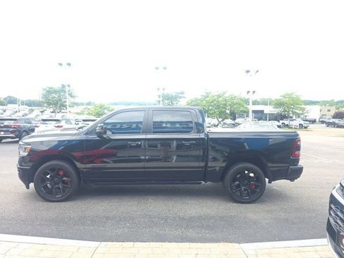 Used 2023 RAM 1500 Laramie AWD/4WD image 4