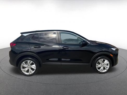 Used 2025 Buick Encore GX Preferred image 16