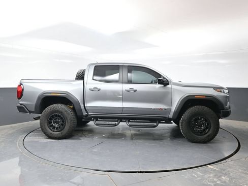 Used 2024 GMC Canyon AT4X w/ AT4X AEV Edition AWD/4WD image 4
