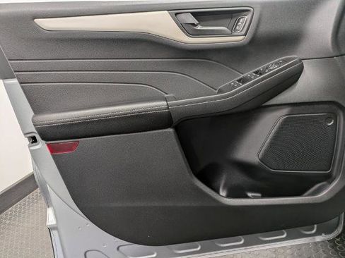 Certified 2022 Ford Escape SE w/ Cold Weather Package image 8