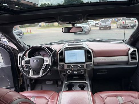 Used 2022 Ford F250 Platinum AWD/4WD image 24
