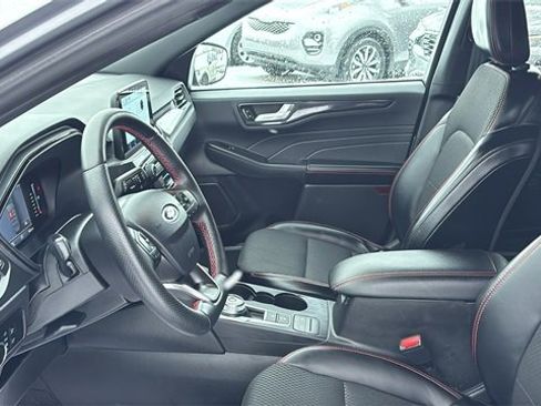Used 2024 Ford Escape ST-Line image 23