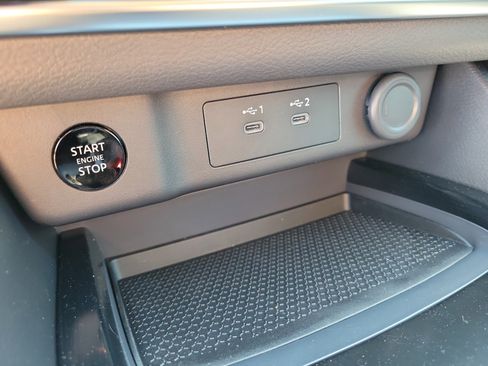 New 2026 Nissan Rogue SV w/ Cold Weather Package FWD image 31