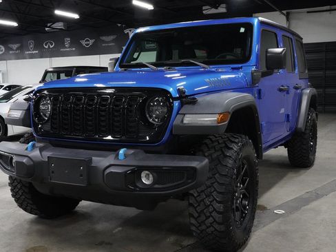 Used 2024 Jeep Wrangler Unlimited AWD/4WD image 1