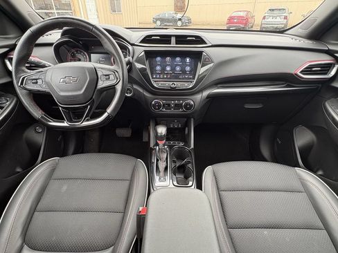 Used 2023 Chevrolet TrailBlazer RS w/ Sun and Liftgate Package FWD image 26