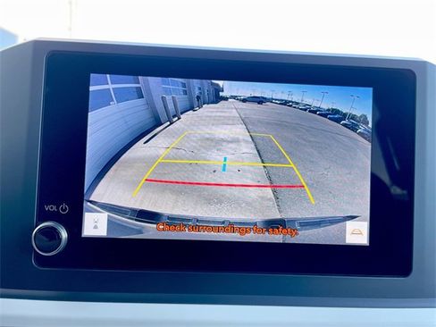 Used 2024 Toyota Tacoma TRD Sport image 17