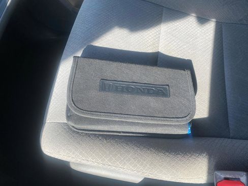 Used 2016 Honda Odyssey SE image 24