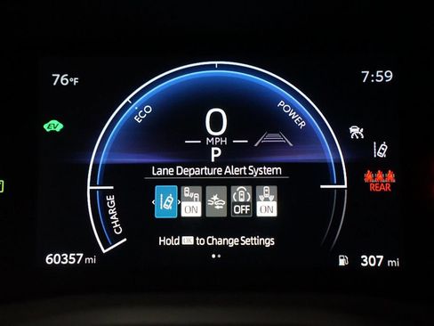Used 2025 Toyota Camry SE FWD image 17