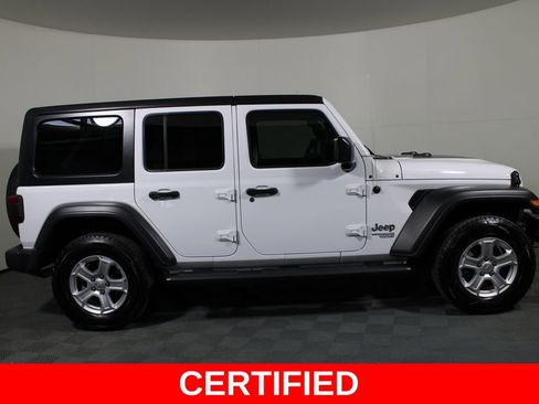 Used 2019 Jeep Wrangler Unlimited Sport S image 2