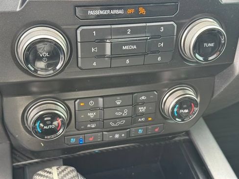 Used 2020 Ford F150 Raptor w/ Equipment Group 802A Luxury AWD/4WD image 23