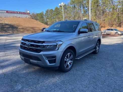 Used 2023 Ford Expedition Limited image 41