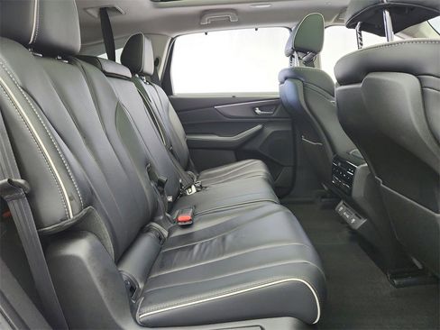 Used 2024 Acura MDX SH-AWD w/ Advance Package image 29