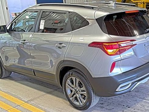 Used 2023 Kia Seltos S image 4