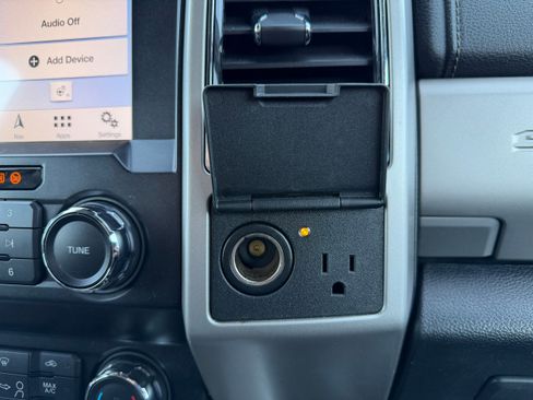 Used 2019 Ford F350 Lariat w/ Lariat Ultimate Package image 27