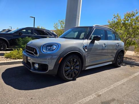 Used 2019 MINI Cooper Countryman S w/ Premium Package FWD image 2