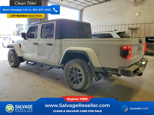 Used 2020 Jeep Gladiator Overland w/ Advanced Safety Group AWD/4WD image 3