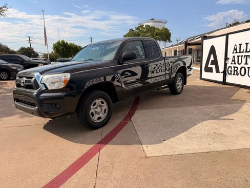 Used 2013 Toyota Tacoma 2WD Access Cab w/ SR5 Pkg image 1