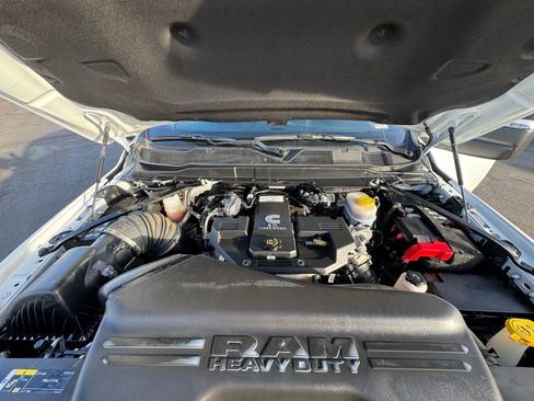 Used 2024 RAM 2500 Big Horn image 36
