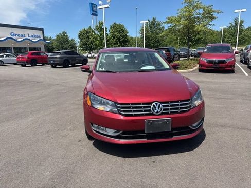 Used 2015 Volkswagen Passat 1.8T S FWD image 4