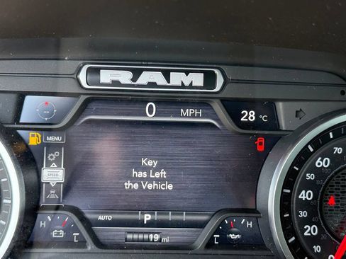New 2026 RAM 1500 Big Horn AWD/4WD image 11