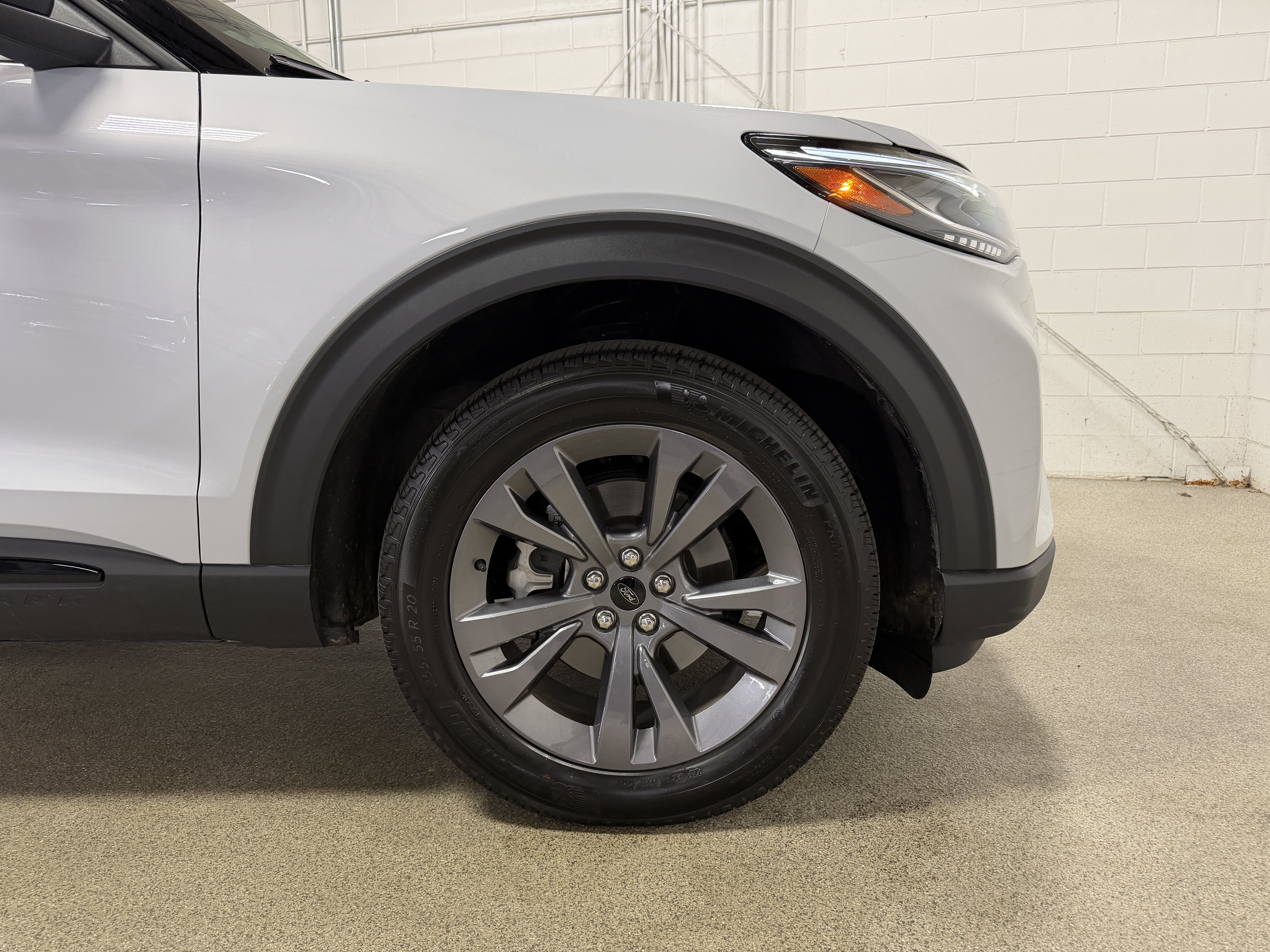 Used 2026 Ford Explorer Active w/ Active Comfort Package AWD/4WD image 31
