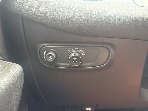 Used 2024 Chevrolet Equinox RS AWD/4WD image 31