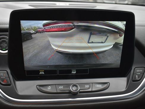 Used 2025 Chevrolet Blazer LT AWD/4WD image 27