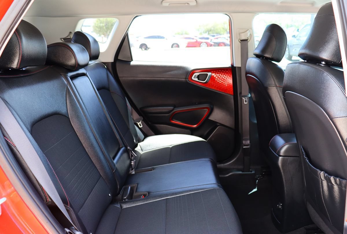 Used 2021 Kia Soul Turbo FWD image 27