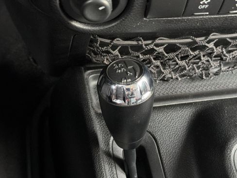 Used 2013 Jeep Wrangler Unlimited Sport image 26