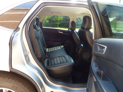Used 2024 Ford Edge SEL AWD/4WD image 41