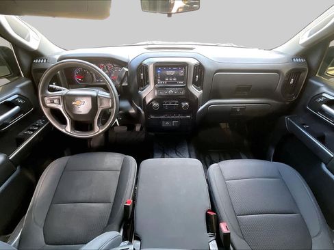 Used 2020 Chevrolet Silverado 1500 Custom w/ Custom Value Package RWD image 14