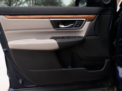 Used 2019 Honda CR-V Touring image 37