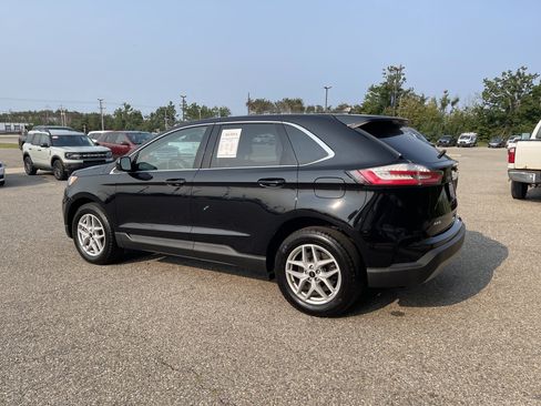 Certified 2024 Ford Edge SEL w/ Convenience Package AWD/4WD image 6