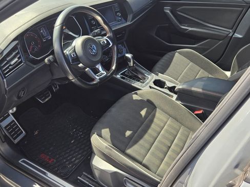 Used 2020 Volkswagen Jetta GLI FWD image 9