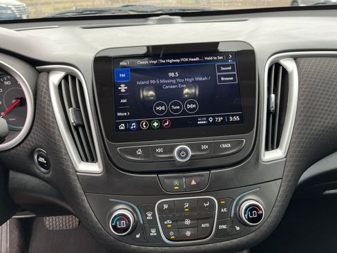 Used 2024 Chevrolet Malibu LT image 17