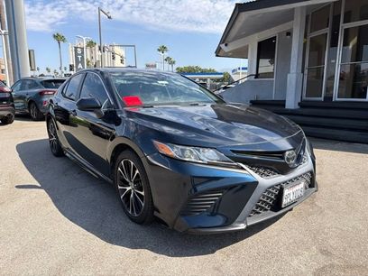 Used 2019 Toyota Camry SE