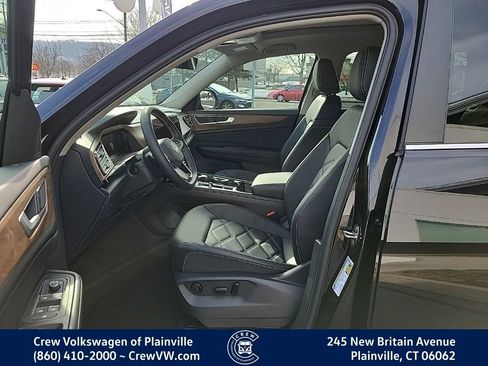 New 2026 Volkswagen Atlas SE image 13