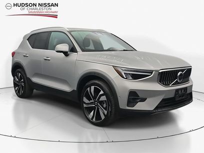Used 2025 Volvo XC40 B5 Plus